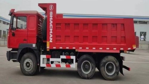 10 pogingen SHACMAN Red Dump Truck F3000 Dump Truck Voertuig 380HP voor de mijnbouw