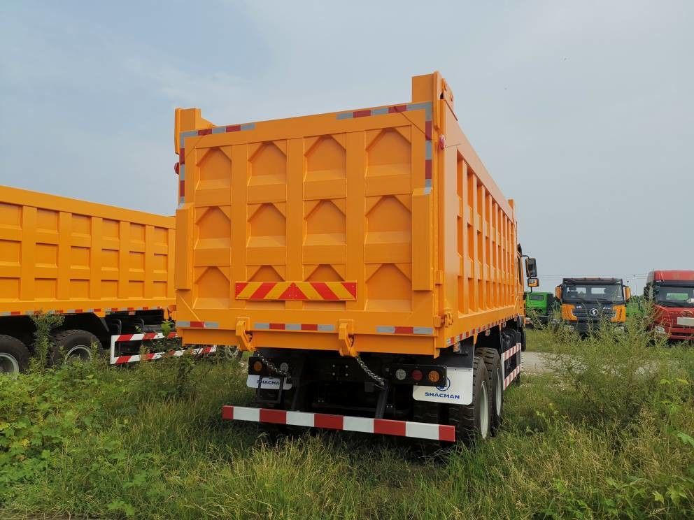 SHACMAN 3 axel dump truck F3000 6x4 430 pk EuroII 25 ton 3 axel dump truck