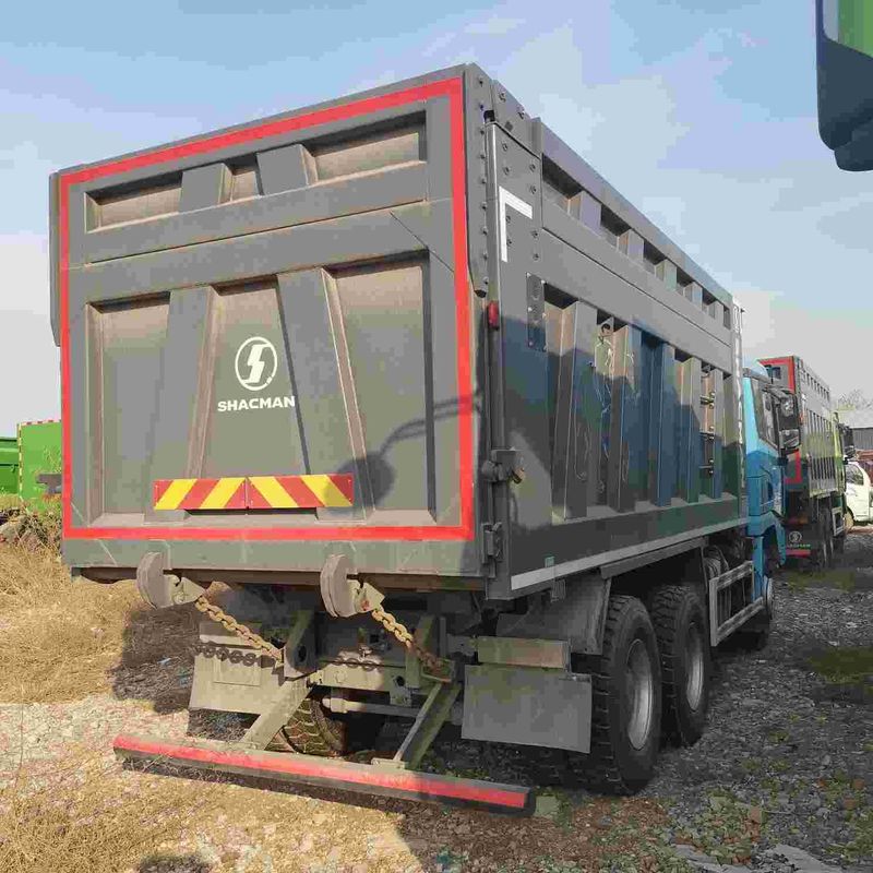 400 pk zware dumptruck geconfigureerd met air ride suspension voor optimale prestaties