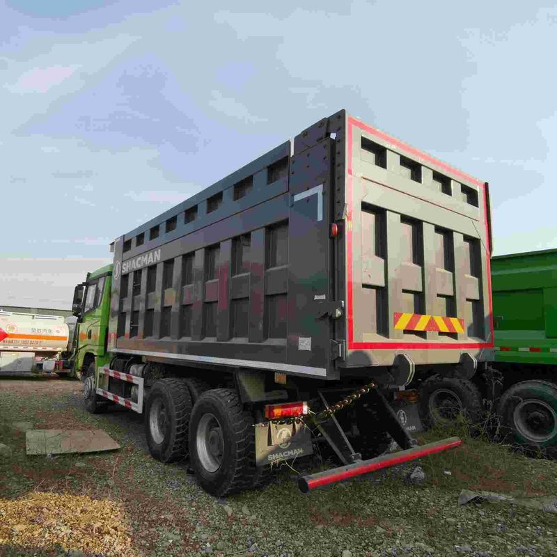 Super Singlebanden Zware dumptruck Dieselmotor Wielbasis 170 inch Lengte 25 voet