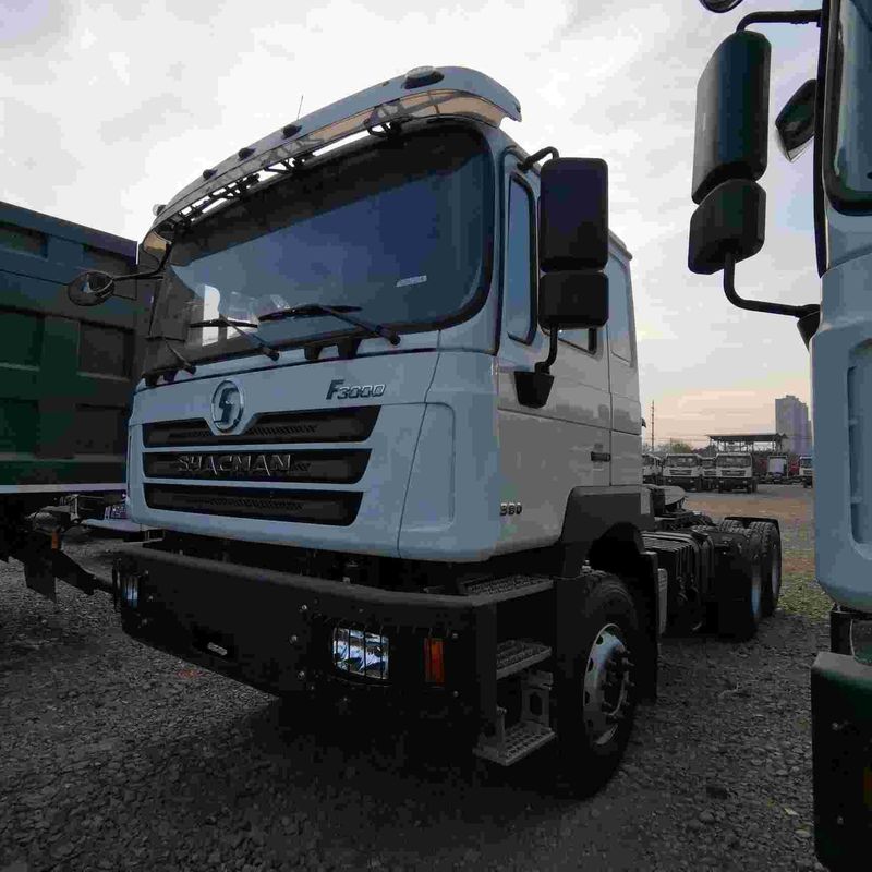 Rood SHACMAN F3000 375HP Euro V 6-wiel tractor hoofd 4x2 WEICHAI motor