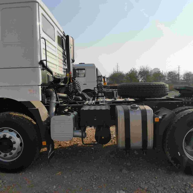Rood SHACMAN F3000 375HP Euro V 6-wiel tractor hoofd 4x2 WEICHAI motor