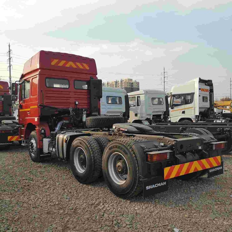 Rood SHACMAN F3000 375HP Euro V 6 wiel trekkerkop 4x2 WEICHAI motor