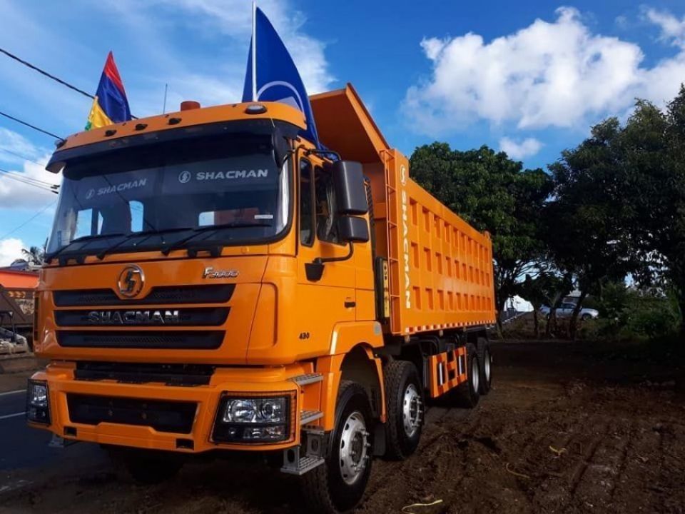 SHACMAN F3000 8x4 380hp EuroV dumptruck dubbele etappe as met WEICHAI motor