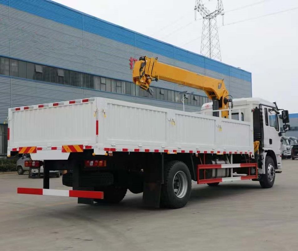 SHACMAN L3000 4X2 10 ton laadvermogen vrachtwagen 240HP vrachtwagen kraan in goede kwaliteit