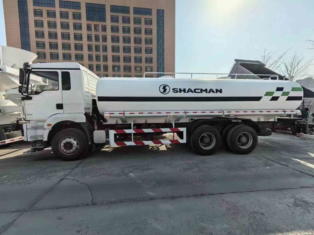 Shacman F3000 6x4 20000 liter watercapaciteit brandstoftanker tankwagen voor het transport van olie
